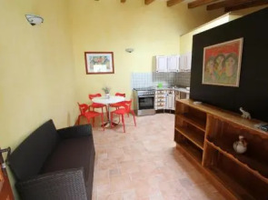 Apartments Casa Menis