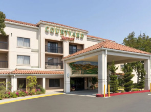 Courtyard Livermore