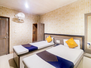 SPOT ON 60962 Hotel Chandra