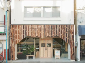 Guest House 3710
