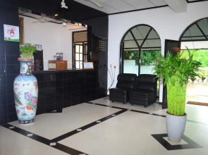 Jayasinghe Holiday Resort