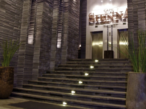 Cape Sienna Gourmet Hotel & Villas