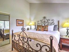 Cozy Pagosa Springs Townhome w/ Patio!