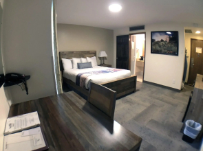 Bumbleberry Inn
