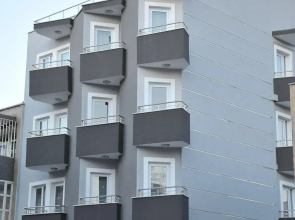 A Hotels & Suites