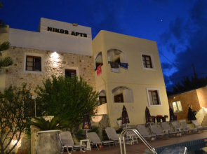 Nikos Apartments