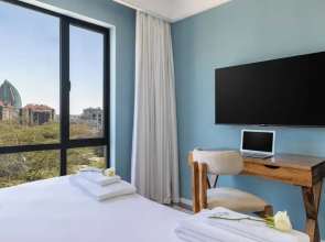 Alba Gardens 1Bed by YourHost