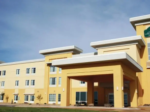 La Quinta Inn & Suites Clinton