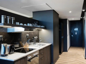 The Capital 15 on Orange Hotel & Spa