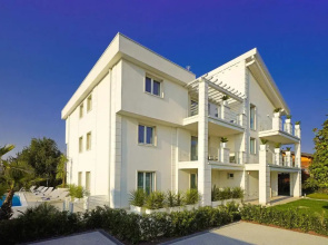 Villa Bianca Luxury Apartments