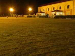 Hotel Garden Court