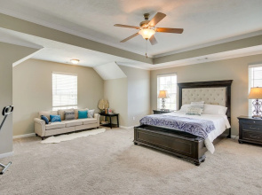 Quaint Grovetown Getaway w/ Private Hot Tub!