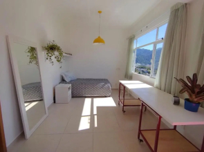 Apartamento c/ vista panorâmica a 8 min da praia!