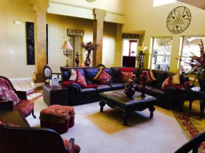 Canyon King at the Desert Thistle Inn