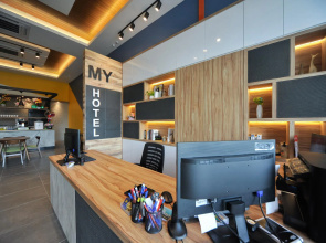 Mye Hotel Muar