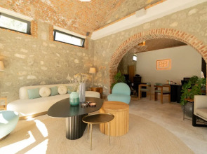 Izz Getaway – Adults Only