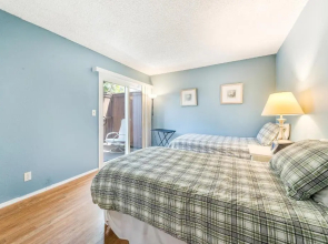 22 Huntington St. 2bdr