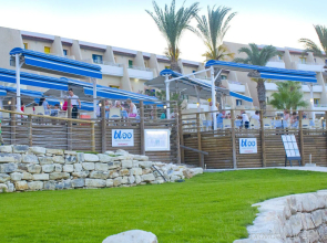 Myroandrou Beach Apartments