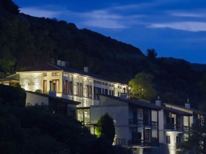 Ampelos Hotel