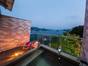 Tongyoung S468 Poolvilla