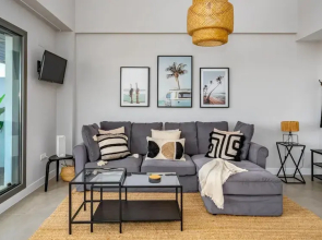 Top-floor Apartment With Pool Ref 20