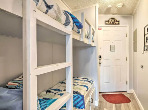 Beachfront Corpus Christi Condo w/ Arcade Room!