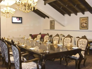 Amazing Duplex Suite Available