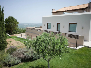 Luxurious Panoramic View Villa