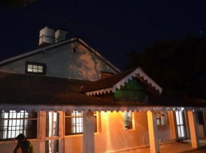 Dingle House