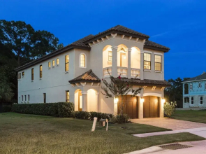 Ridge North of Reunion Resort 5 Br home by RedAwning