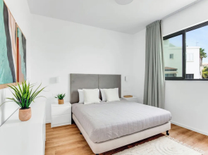 Sanders Olive - Cozy 1-bdr Apt With Shared Pool