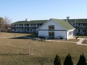 Birchwood Lodge