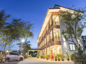 Yaibua Hotel