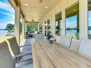 Waterfront Alexander City Home w/ Private Dock!