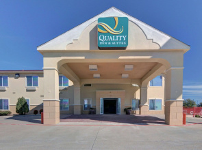 Quality Inn & Suites Terrell