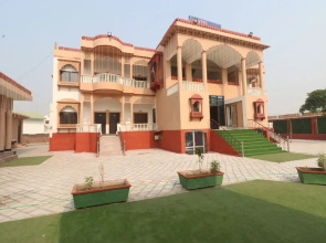 OYO 22446 Sonar Haveli