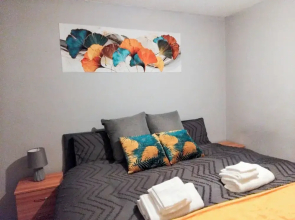 Corby-2 Bedroom-1bathroom-parking - Upto 5 Guests