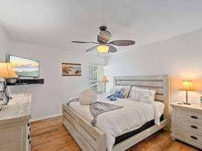 Siesta Sea Gem 2 Bedroom Condo by RedAwning