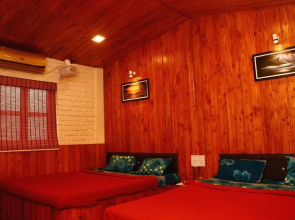 Aanandi Farm and Resort