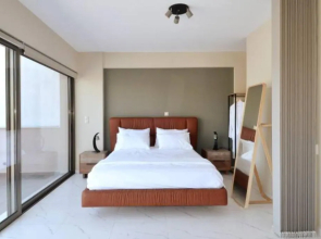 Spacious & Minimal Apartment Near Airport Paiania Coniann Filoxenia