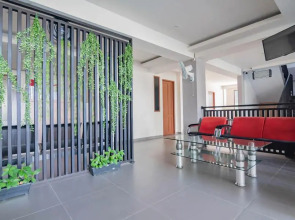 RedDoorz Syariah Plus near Tanjungpura University 2