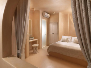 Dome Santorini Resort & Spa