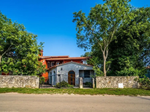 Mimi - With Swimming Pool - A1 Jasen