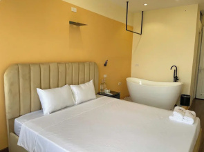 An Homestay Lakeview Apartment