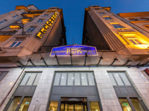 Отель East City