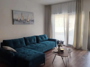 Two Bedroom Apartment in Karlobag