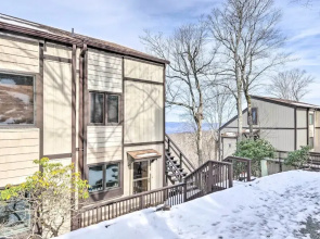 Close to Hiking & Golf! Beech Mtn Retreat