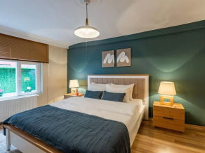 Missafir House With Refreshing Garden in Besiktas