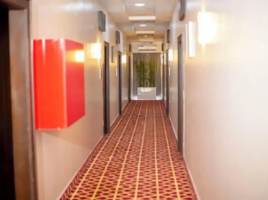 Soild Worth Hotel