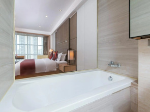 Ramada Plaza Shenzhen North